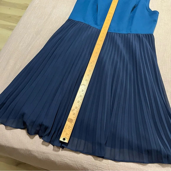 Ann Taylor Loft Teal Blue Navy Combo Dress Pleated Size 14 Party Holiday - Picture 6 of 8
